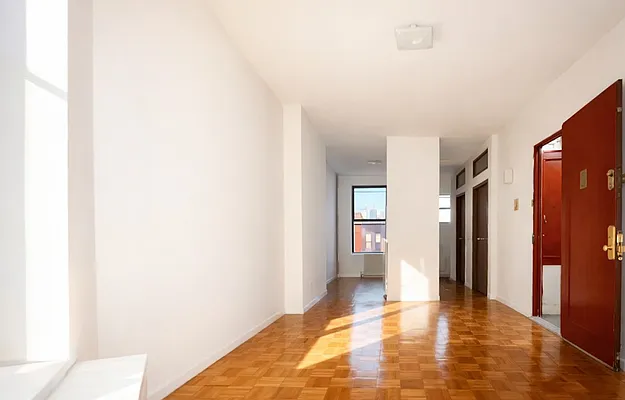 323A East 89th Street #5W