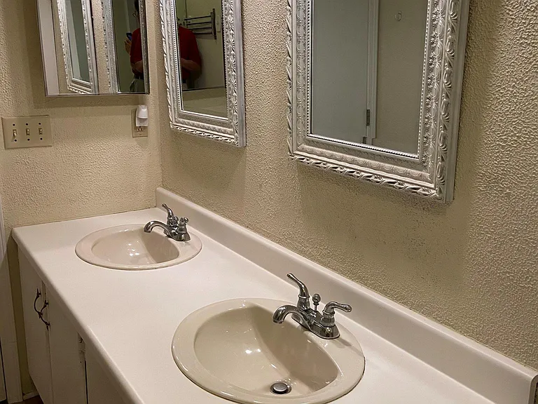 6462 Cranston Way — Photo 10