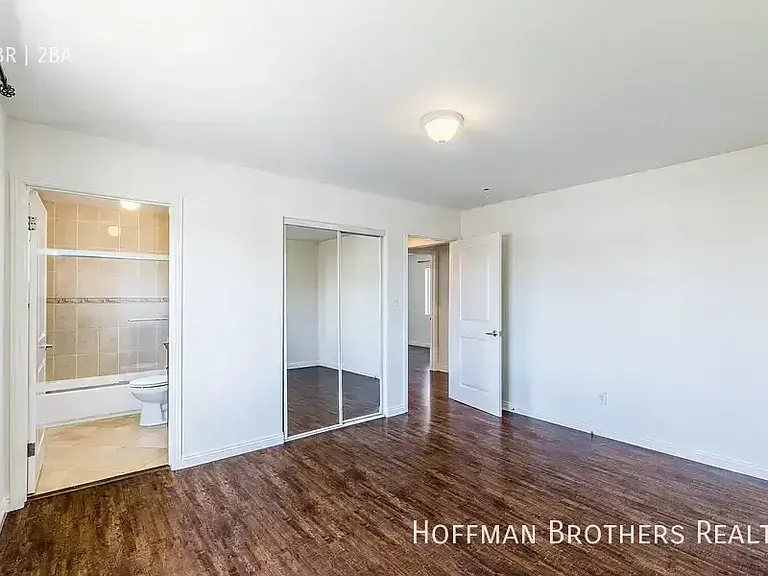 1552 S Cochran Ave — Photo 12
