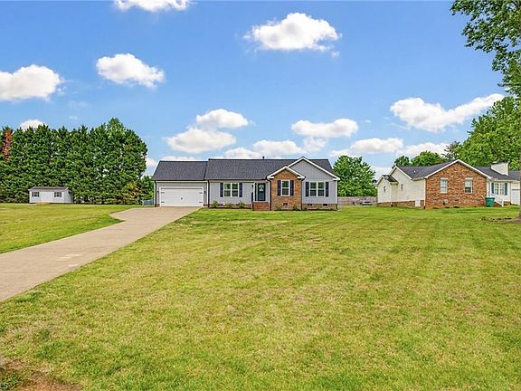2nd image of 331 Tanglebrook Trl