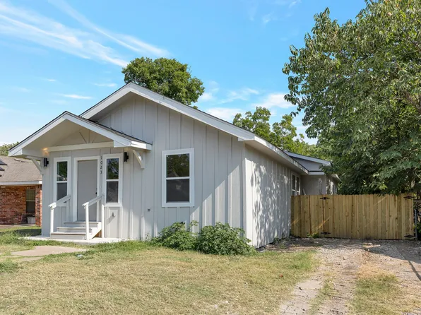1023 Strickland St, Dallas, TX 75216