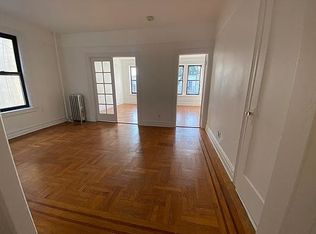 24-14 27th St #2B, Astoria, NY 11102