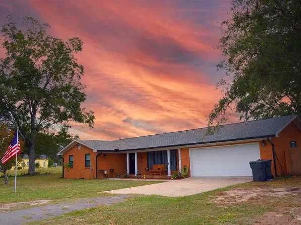 7071 Highway 97, Walnut Hill, FL 32568