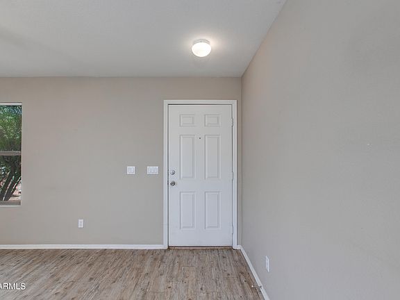 5th image of 1110 E MILADA Drive