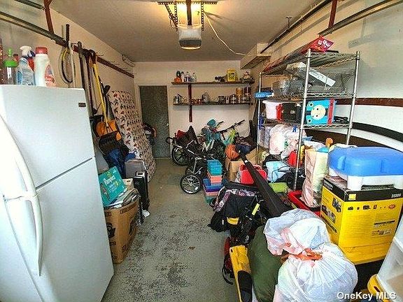 5th image of 469 E Park Ave