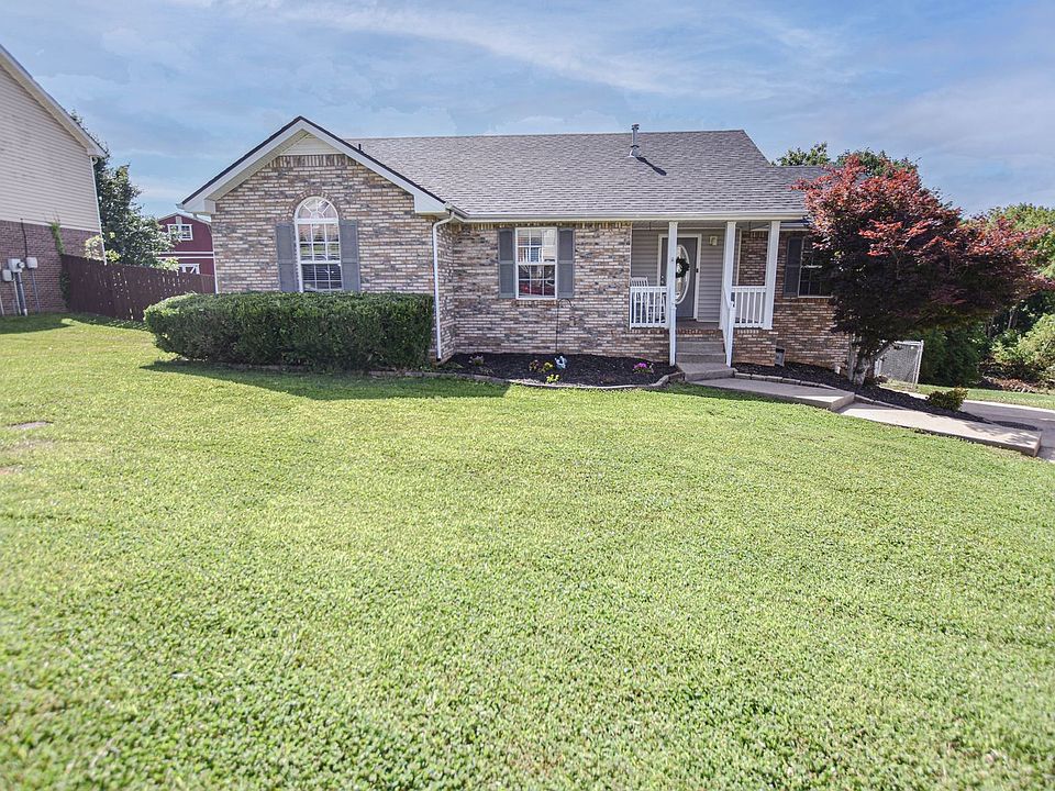 1st image of 1660 Cedar Springs Ct