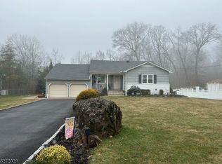 3 Harold Ter, Towaco, NJ 07082