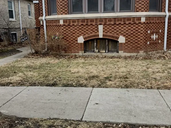 11634 S Hale Ave, Chicago, IL 60643