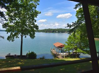 105 McCormick Dr, Huddleston, VA 24104