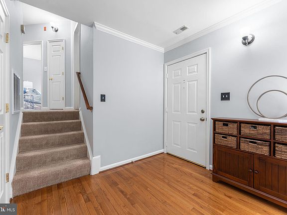 5th image of 4669 Lawton Way APT 104