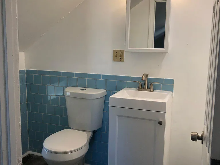 815 Walnut St #3F — Photo 6