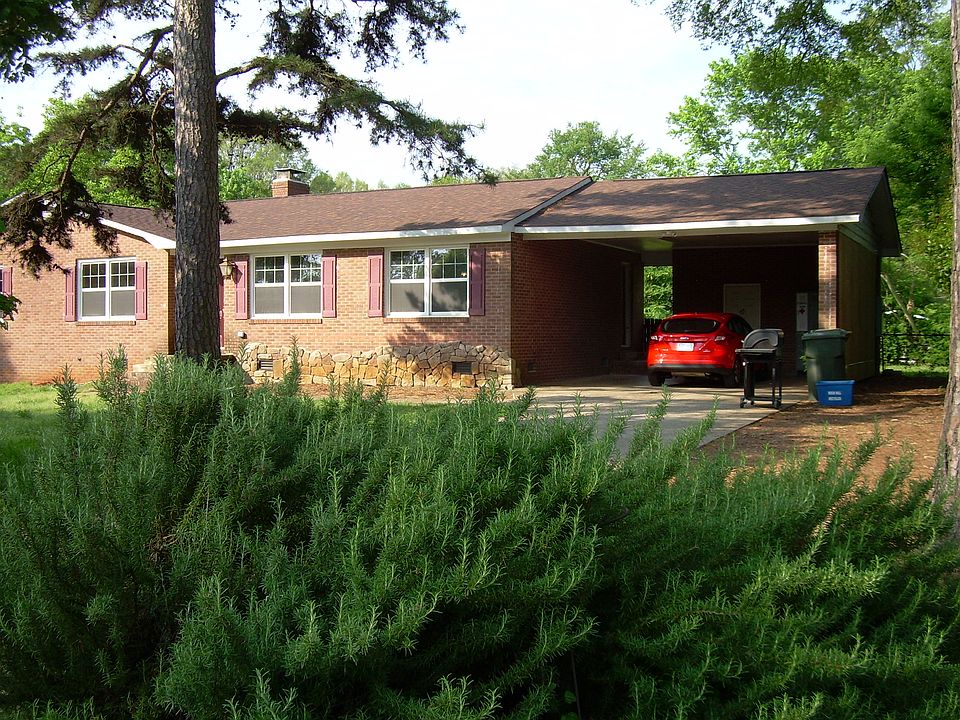1st image of 629 Bancroft Dr