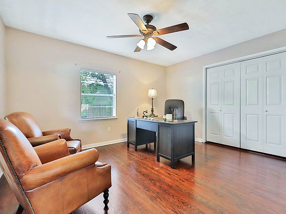 5th image of 1801 S Bumby Ave