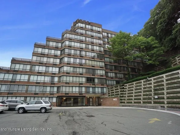 755 Narrows Rd N APT 404, Staten Island, NY 10304