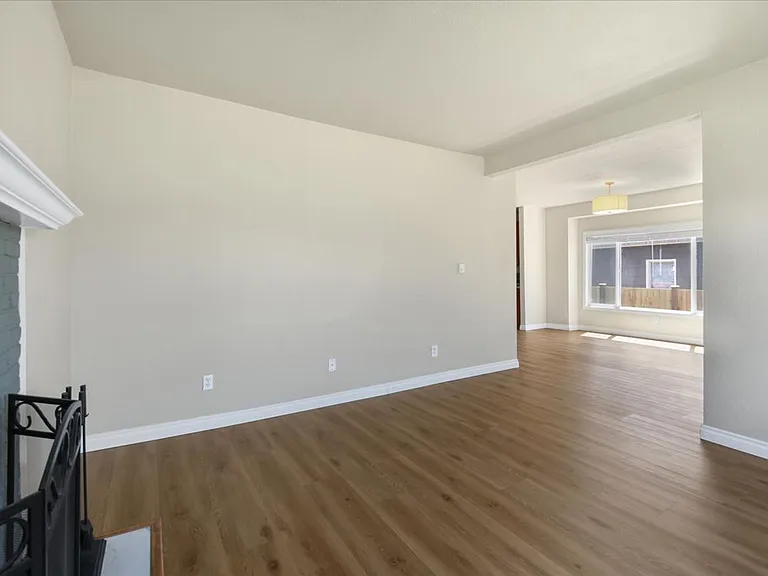 1511 McDougall Ave — Photo 5