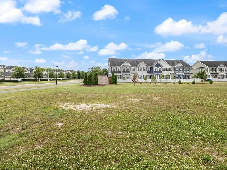 5101 Annapolis Dr — Photo 34