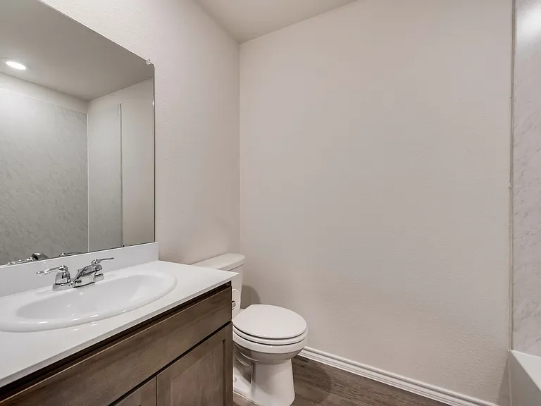 1131 Elijah Way — Photo 13