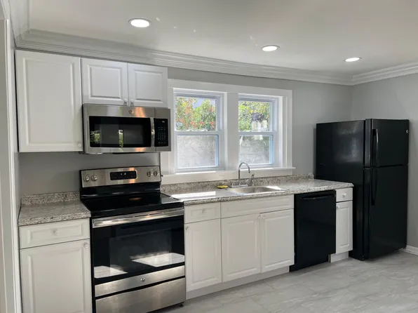 (undisclosed Address), Lake Ronkonkoma, NY 11779