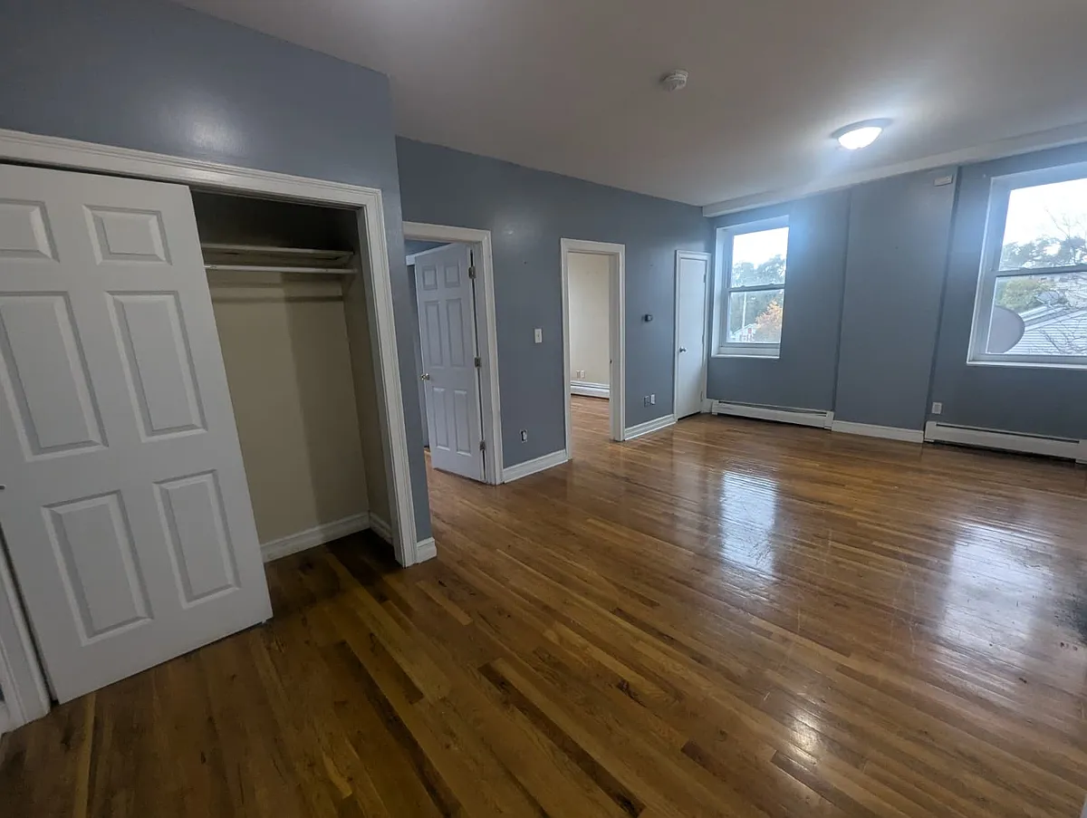 Building Photo - 672 Congress Ave #4A