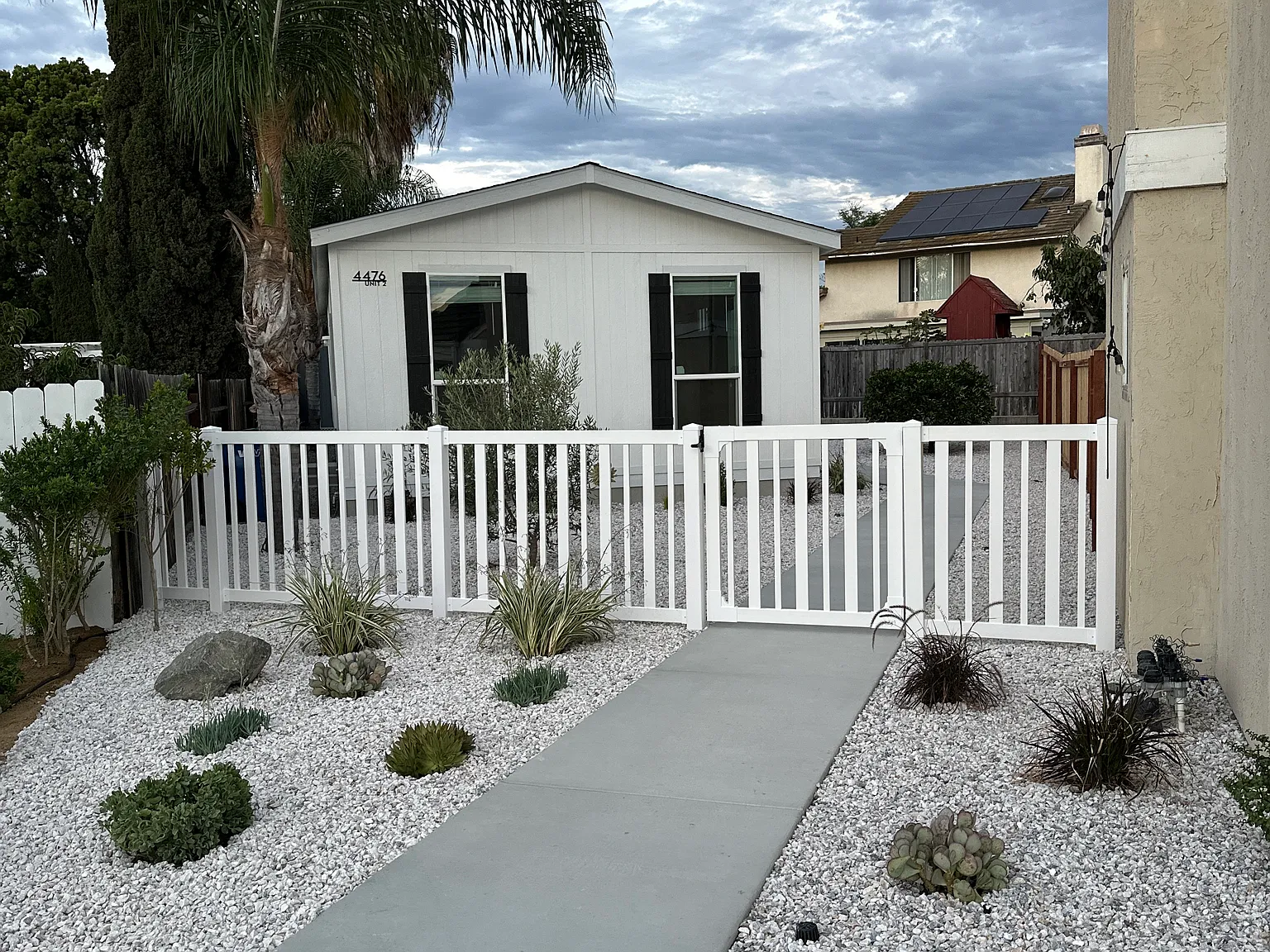 2 bed, 787 sqft, $3,295 — Photo 3