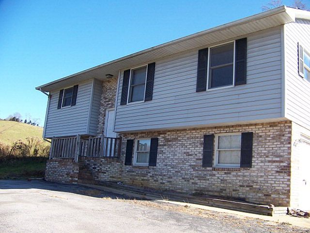 2nd image of 26132 Plum Creek Rd