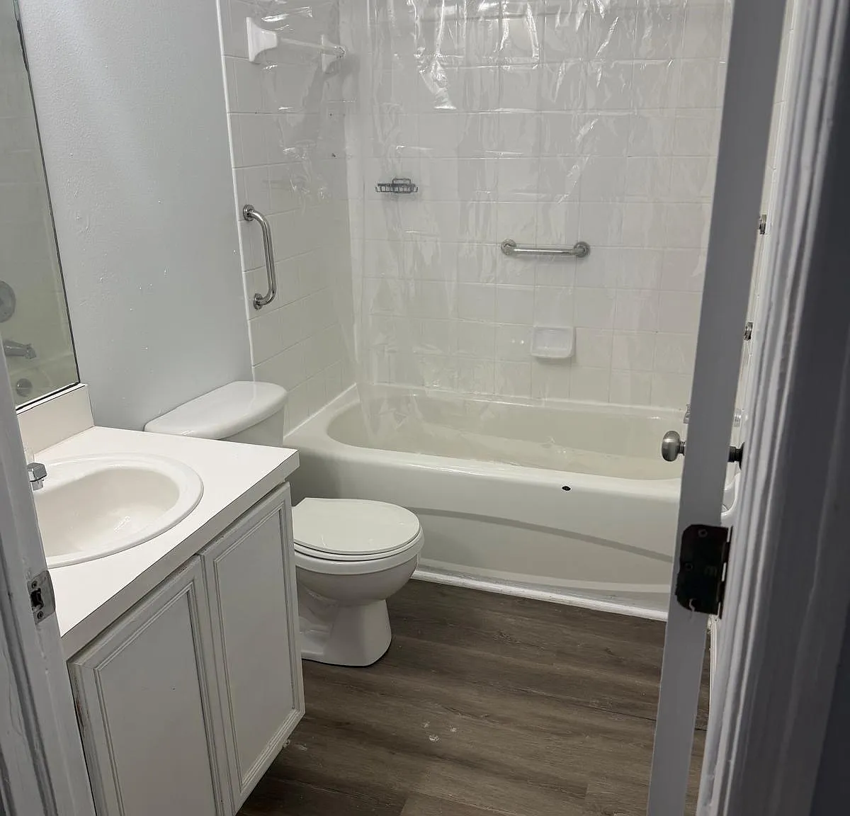 3 bed, 1364 sqft, $2,350 — Photo 4