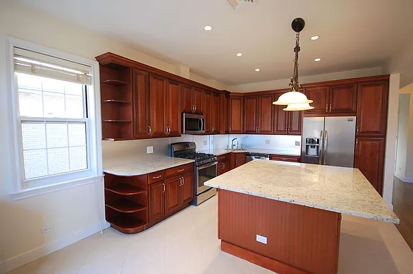 Rented by Re/Max In The City | media 18
