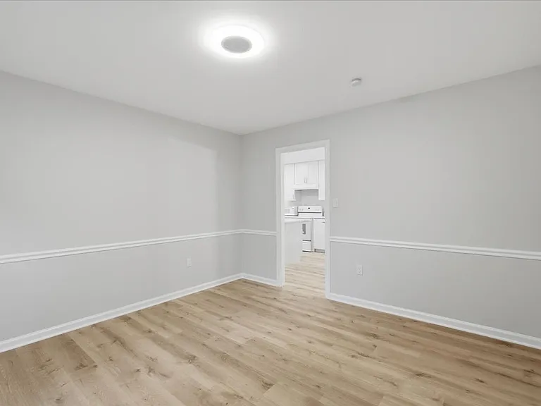4120 Nutwood Way — Photo 9