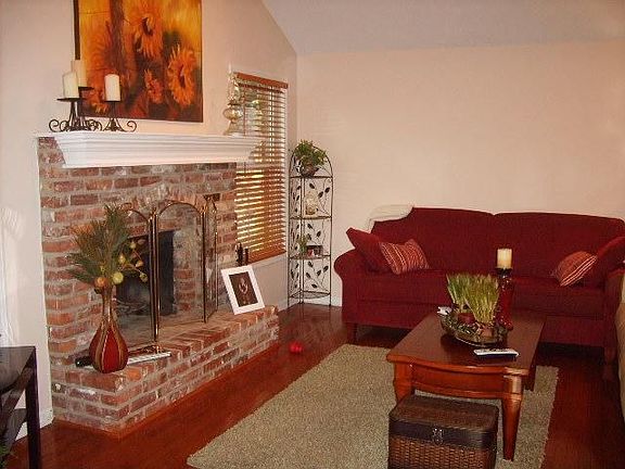 3rd image of 710 Maywood Dr