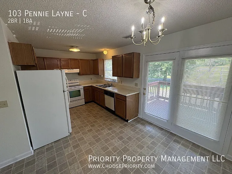 103 Pennie Ln #C — Photo 3