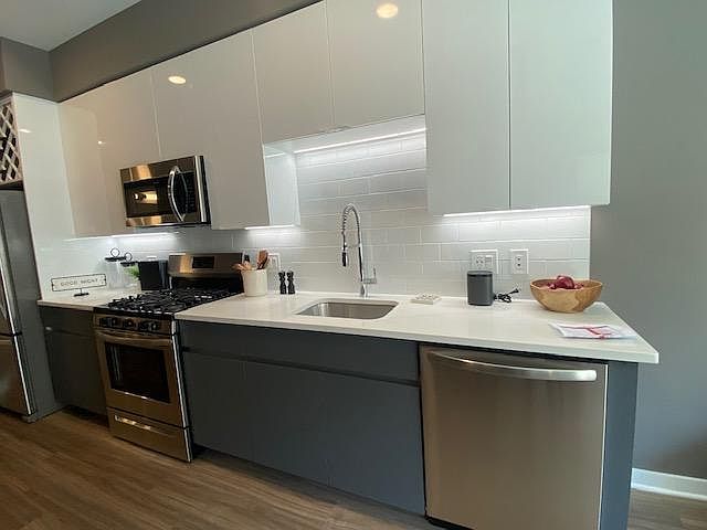 2nd image of 105 Hoboken Ave #572