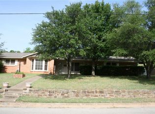1501 NW 4th Ave, Mineral Wells, TX 76067