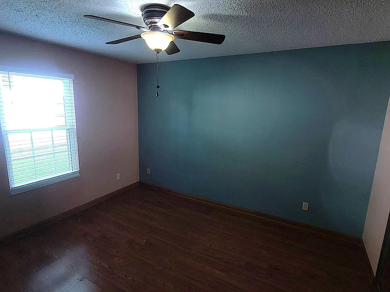 840 Center Ave #29 — Photo 12