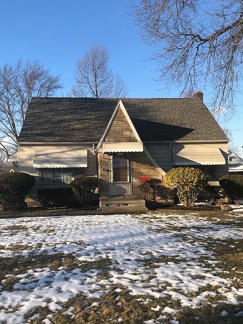 1st image of 700 Cambridge Ave