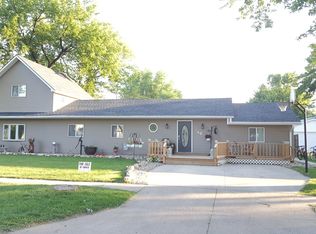740 4th St, Milford, NE 68405