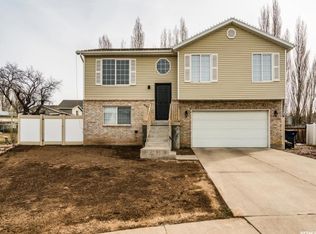 427 W 275 N, Clearfield, UT 84015