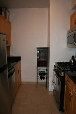 Rented by Corcoran | media 23