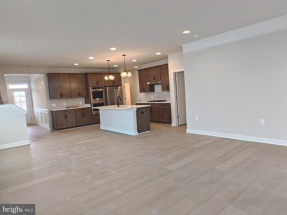 4th image of 113 Sunflower Way