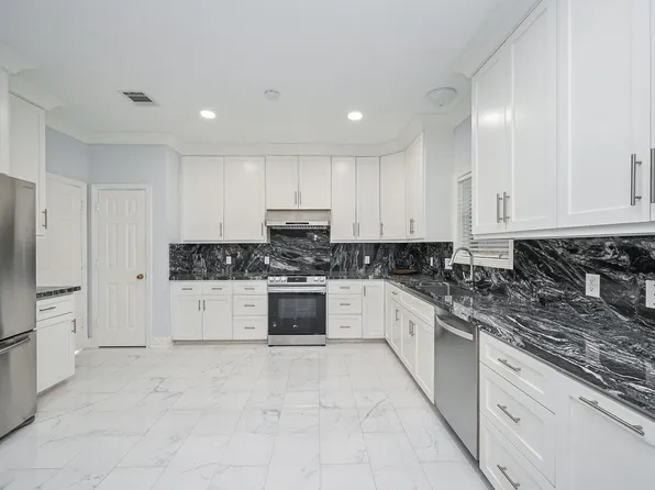 19207 Poplar Trails Ln, Tomball, TX 77375