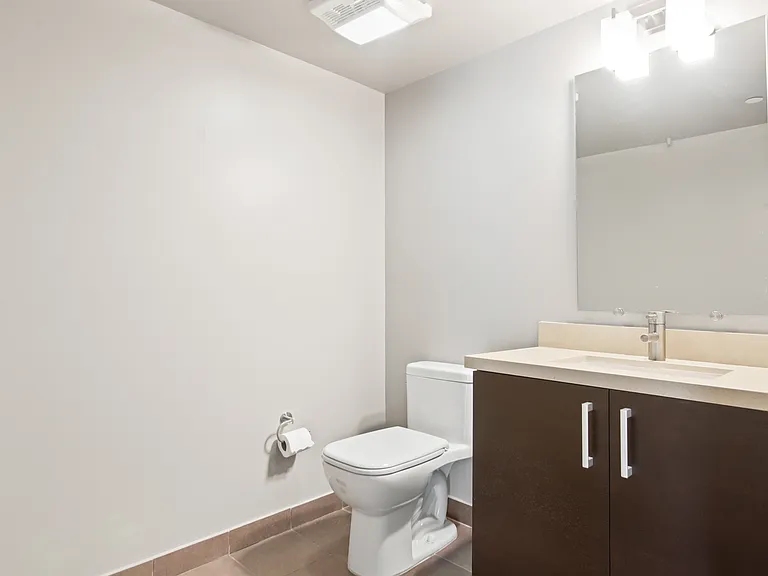 11715 Goshen Ave #302 — Photo 12