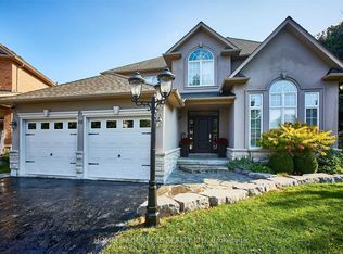 46 Tanis Cres, Toronto, ON M1C 4Z8