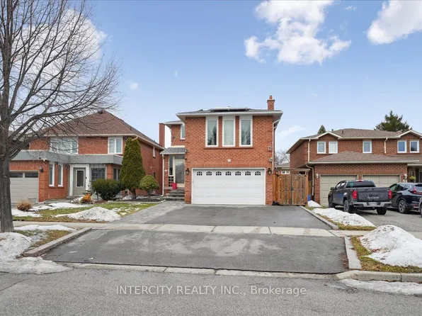 67 Sonny St, Vaughan, ON L6A 1B8