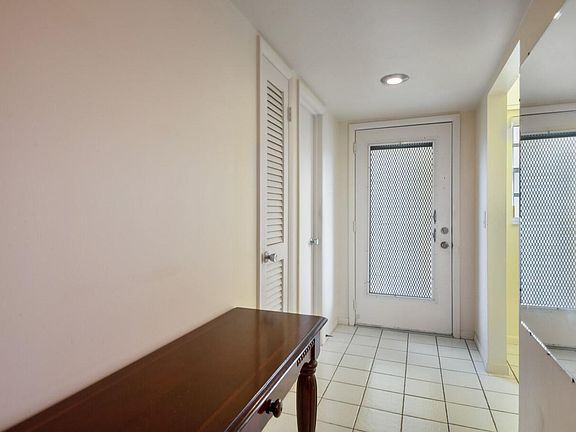 2nd image of 2515 NE 1st Ct #3180