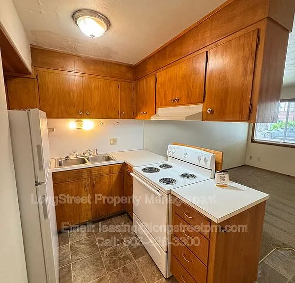 2510 NW Van Buren Ave #2 — Photo 4