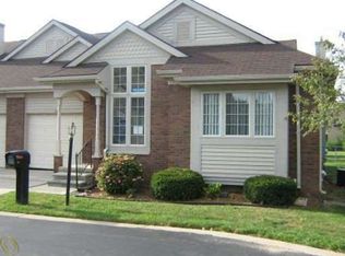12 Canfield Cir #6, Dearborn Heights, MI 48127