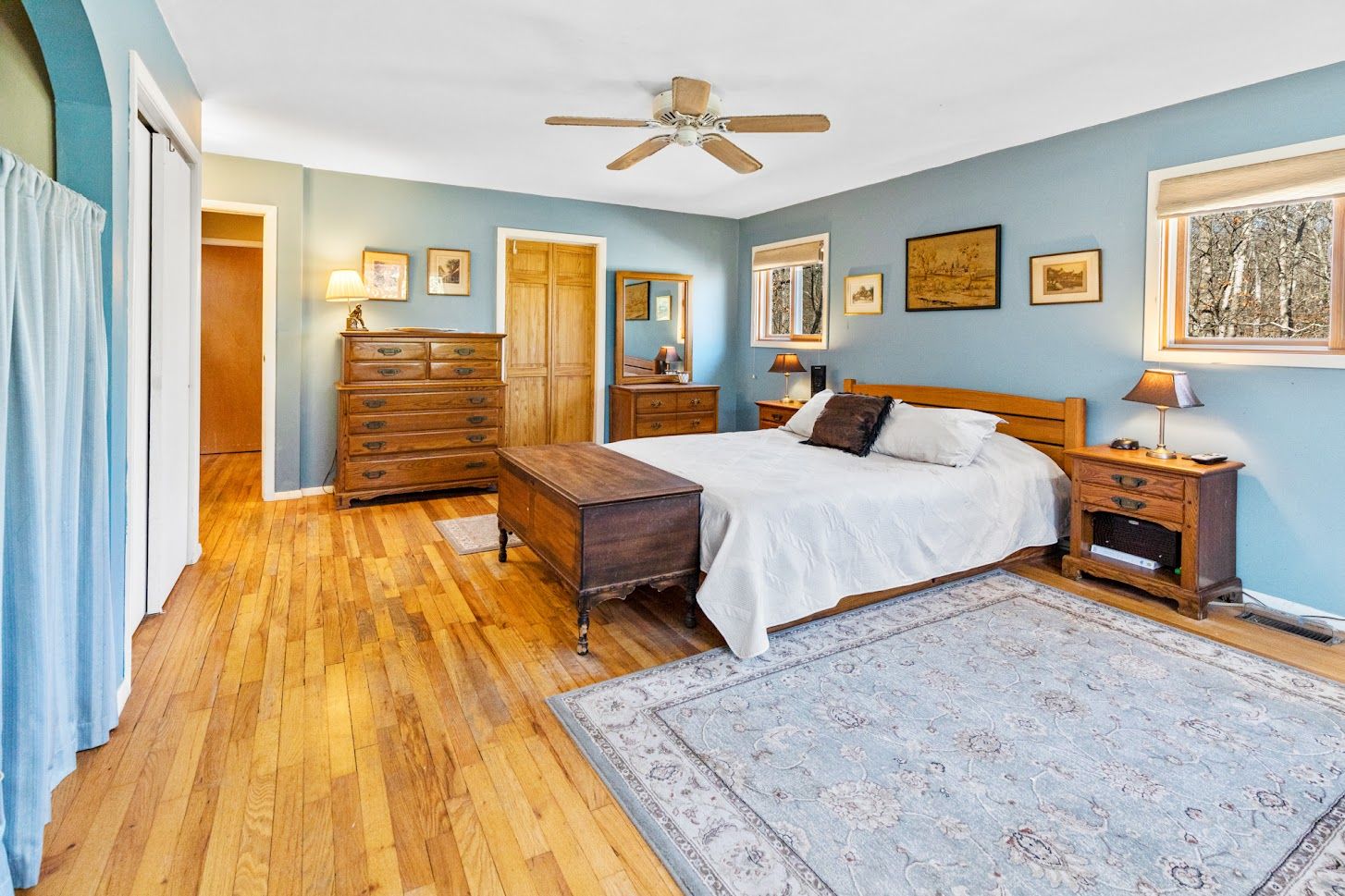  primary en-suite bedroom