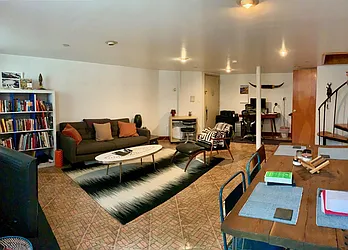 Rented by Apple Exclusive Realty Inc