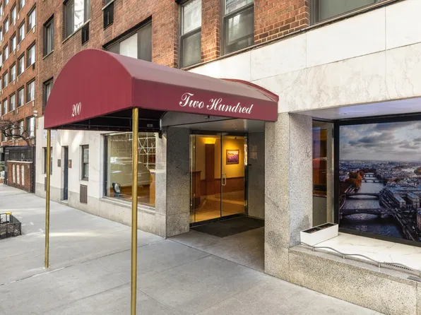 200 East 36th Street image 7 of 9