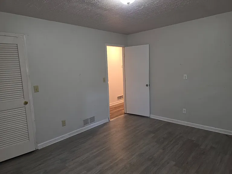 5678 Miller Ct — Photo 11