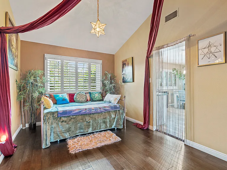 5843 Thor Dr — Photo 31